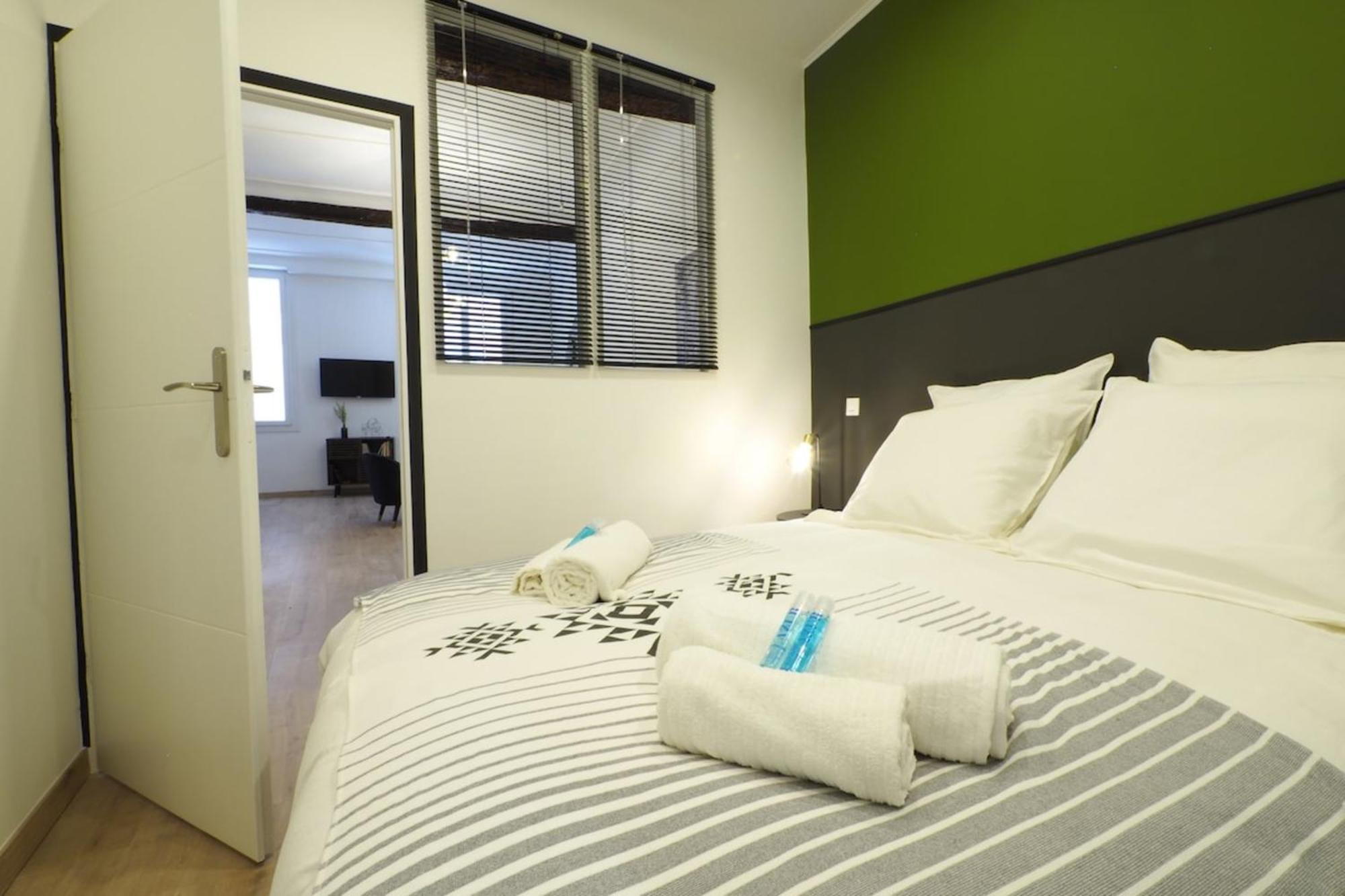 06R - Nice Modern Apartment - Vieux Nice Bagian luar foto